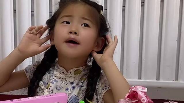 亲子互动游戏，妈妈来吃糖啦