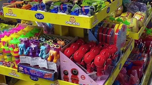 亲子互动游戏，这里好多玩具呀！