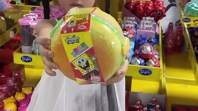 亲子互动游戏，宝贝想要玩具