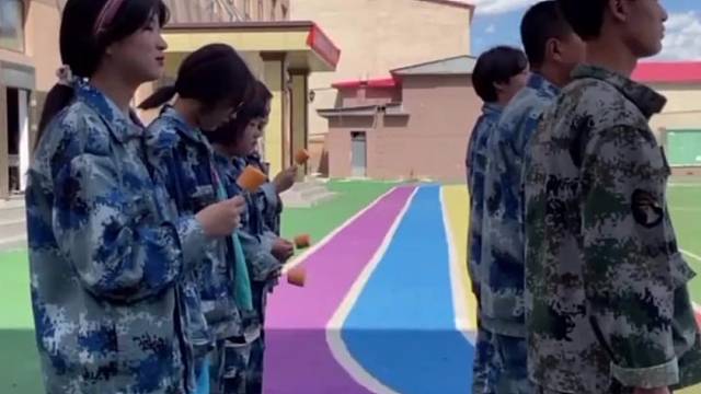 拥有了未来几年的优先择偶权！