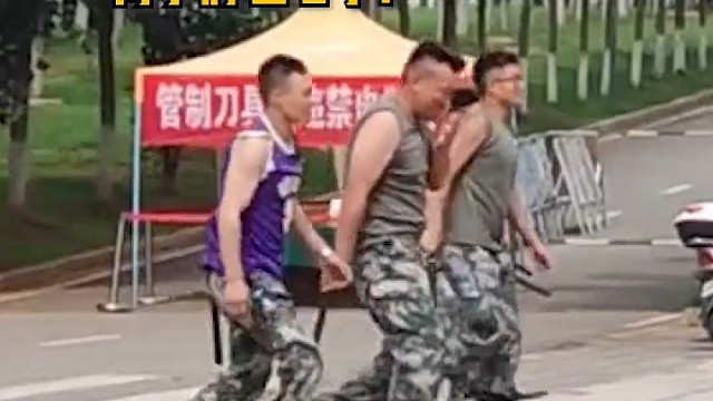 太逼真，让你模仿，不是让你超越……