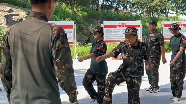 成功的把教练带会了