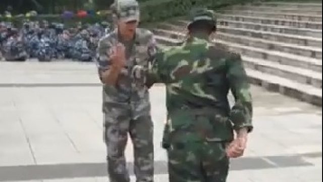 教官：我太难了