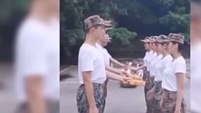 军训搞笑回忆录！都是满满的青春回忆啊！