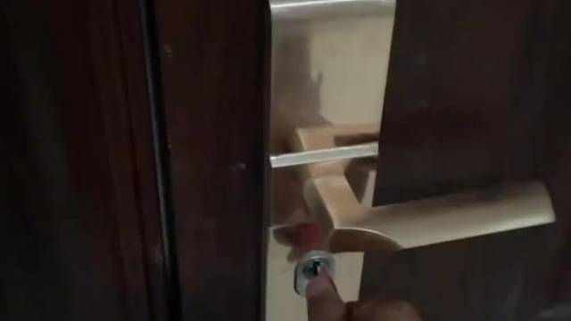 毛坯的风格也挺好的呀不用担心有甲醛