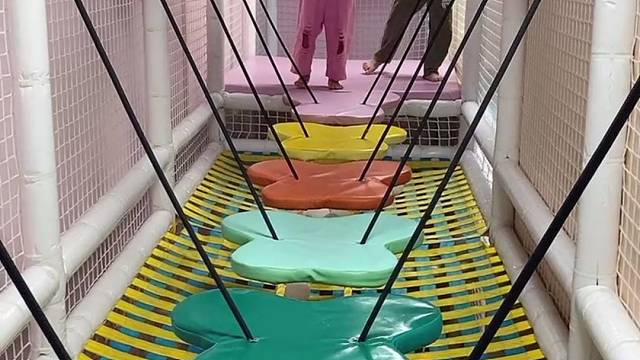 亲子互动游戏，宝贝真棒！