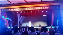 男高音胡桃演唱神女劈觀！#千朵玫瑰帶來(lái)的黎明 #原神 #演出現(xiàn)場(chǎng) #精彩片段 #真人真唱 