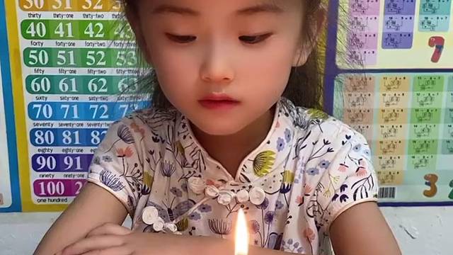 亲子互动游戏，宝贝怎么什么都没有呀！