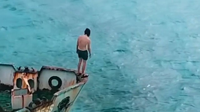 天是倒个来的海，岛是海心口上的疤