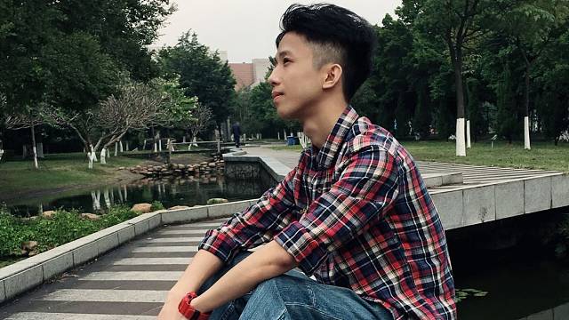 大厅某位大佬直播名场面！