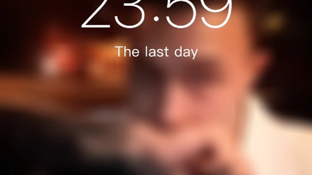 眼里没了光，嘴角何来笑？