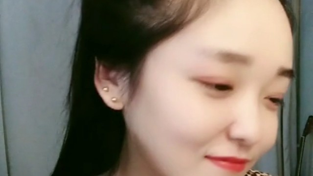 可爱吖！！！啦啦啦！！！