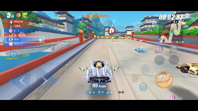 我太难了，队友上不了，自己一个人扛