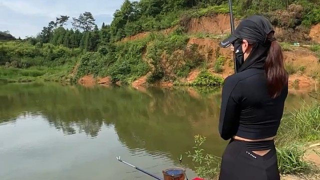 给你溜鱼两分钟，要不要