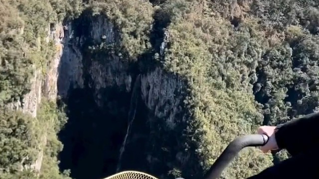 人只要不失去方向，就不会失去自我