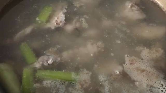 今晚什么系？红烧排骨系！