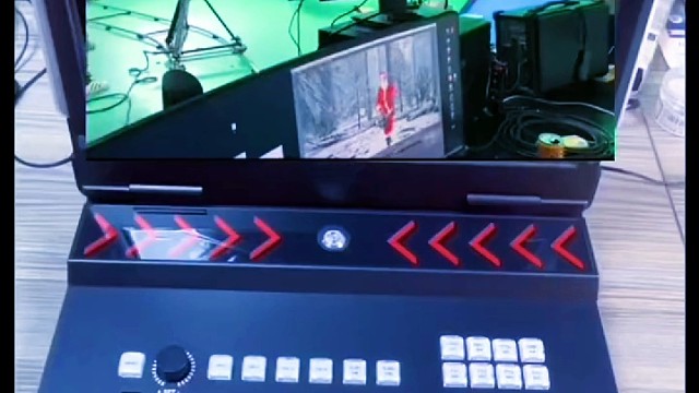 抠像导播切换台，便携式高清8路录播直播导播切换台。多机位虚拟直播切换台。虚拟直播原来这么有趣#直播