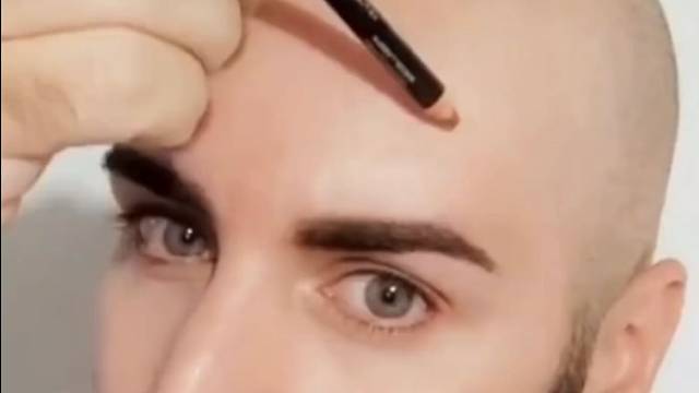 这光头一点都不光