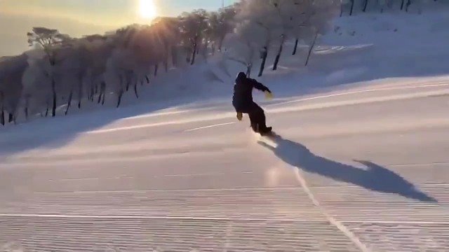 #滑雪，对没志气的人，路程显得远;对没有银钱的人，城镇显得远。