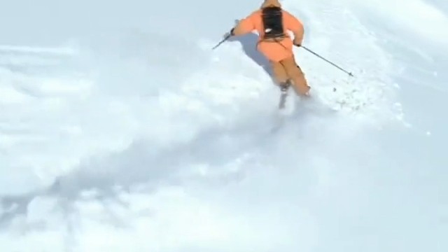 #滑雪，爱一个人好难，爱两个人好玩，爱三个人好烦，爱四个人翻船，爱五个人彻底玩儿完。