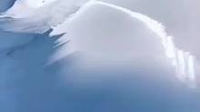 雪崩说来就来_0