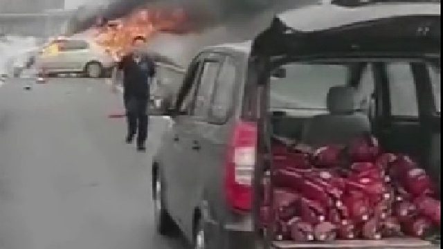 高度表扬加严肃教育