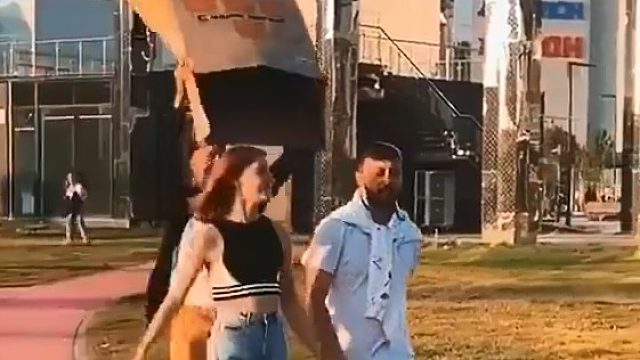 兄弟  女朋友丢了