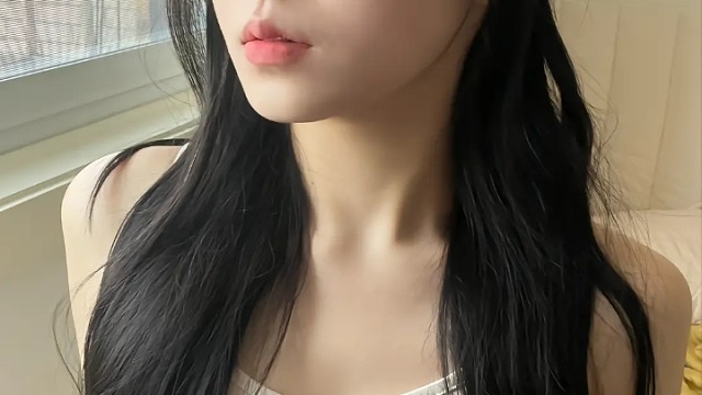 晚上要早睡，反正也没人撩你