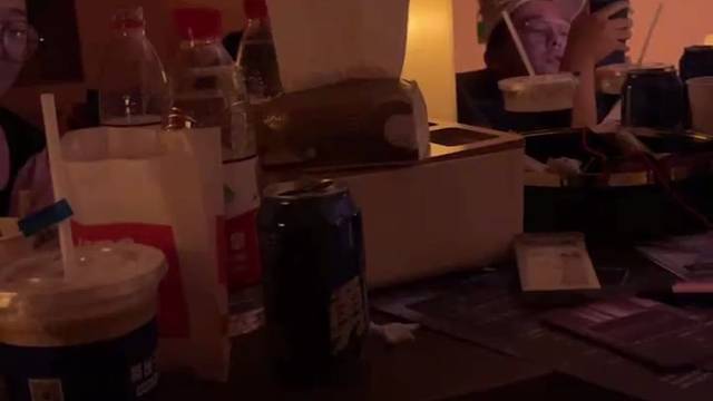 突然有点蚌埠住，哎。缓缓。