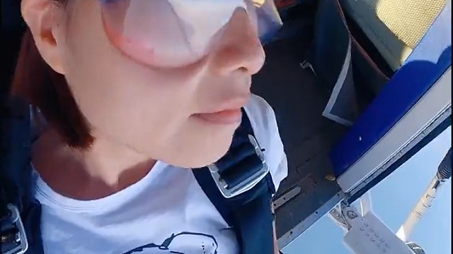 #跳伞，生命是一束纯净的火焰，我们依靠自己内心看不见的太阳而存在。