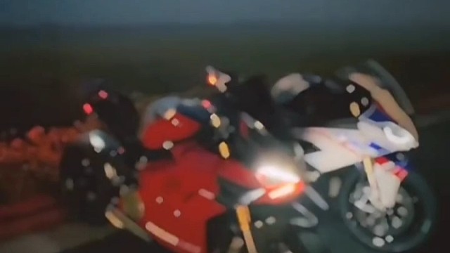 杜卡迪跟双R你更喜欢哪一个