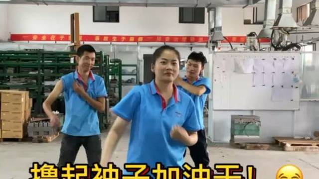 我们好像种晚了，这水稻应该快丰收了吧