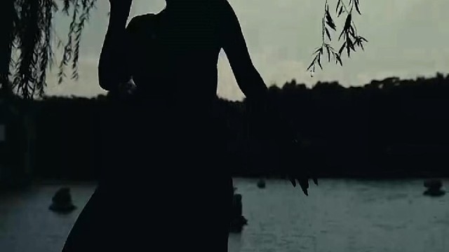 兴致来了、舞一段