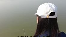 户外钓鱼黑坑有风险，下杆需谨慎呀~鱼就是脾气这么大，说不吃了，一天都没口了哎 (8)