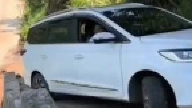 倒挡坏了 这车真难开