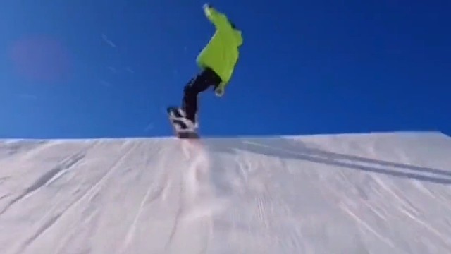 要活在自己的热爱里，而不是别人的眼光里