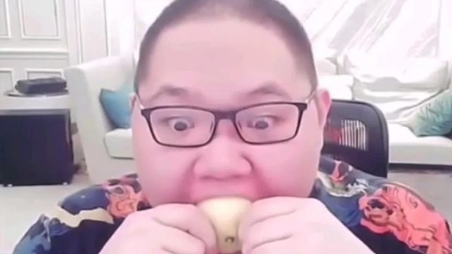 世界杯淘汰赛 肥肉vs小jiojio