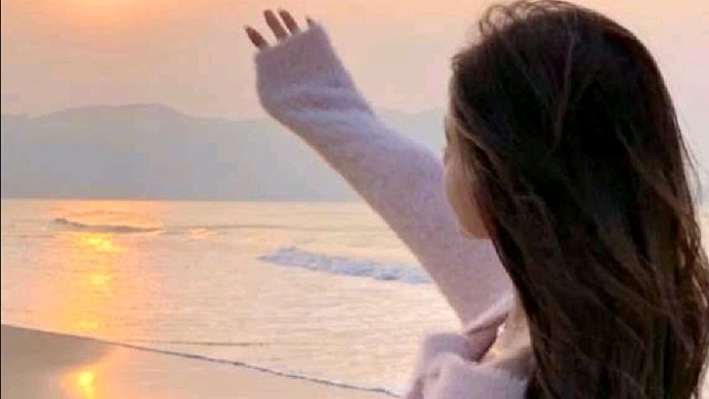 不管什么时候只要你回头我比春天温柔.