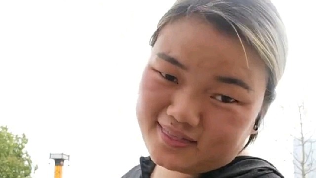 撩我这样的女人是动嘴还是动钱