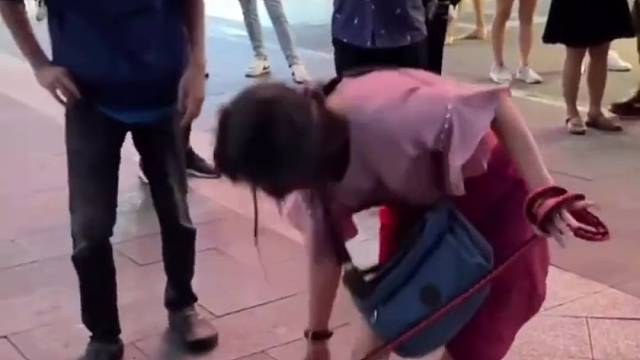 把蜥蜴当孩子养？