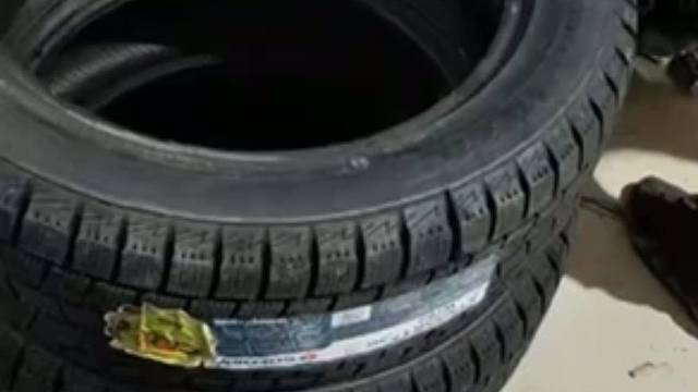 22款尼桑劲客安装出口雪地轮胎215/55R17进行中感谢哥们信任与支持