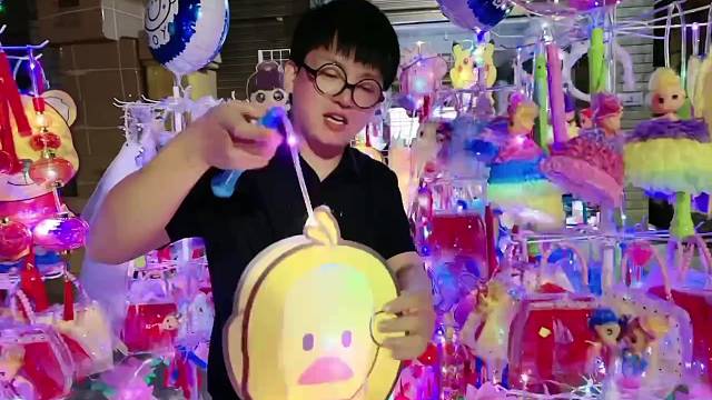 摆地摊麦发光玩具，一个晚上顶一个月的收入，你敢相信吗？