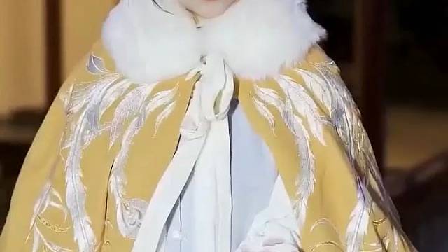 以前挺好的想得少睡得早喜欢笑
也不知怎的就突然活得潦草了