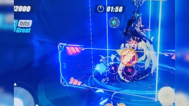 看看布洛妮娅的爆发吧