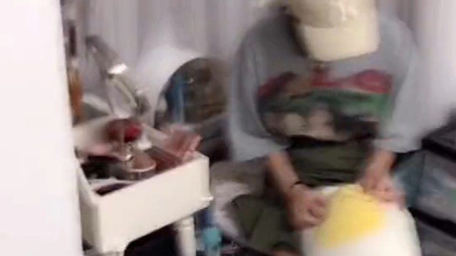 爱是互相的。我存老婆本。她存老公本。我们都在努力