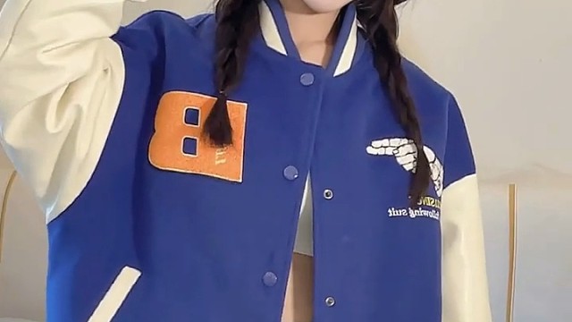 天冷了多穿点衣服，别冻着我的大猪蹄子