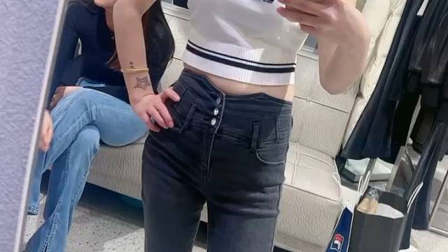 新人报道，求大哥关注