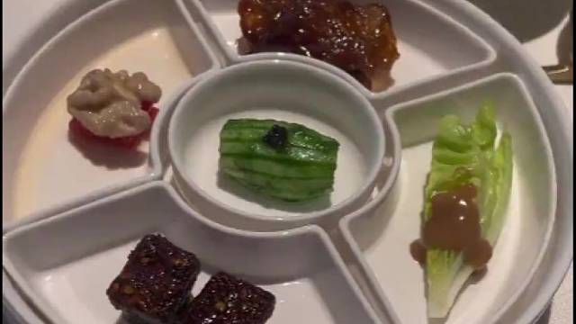 吃个盘子，还要加配菜？