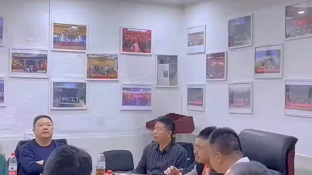 十几年前我们全力做互联网yi疗，三年前我们全力做实体门诊yi疗，我们正批量培训门诊管理经理，千城万店