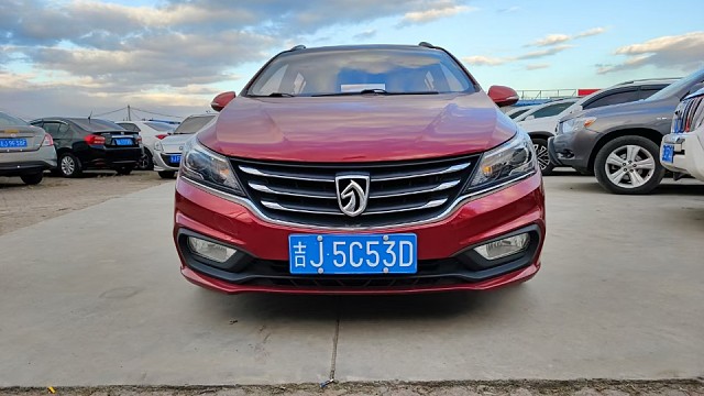 18年自动宝骏310
